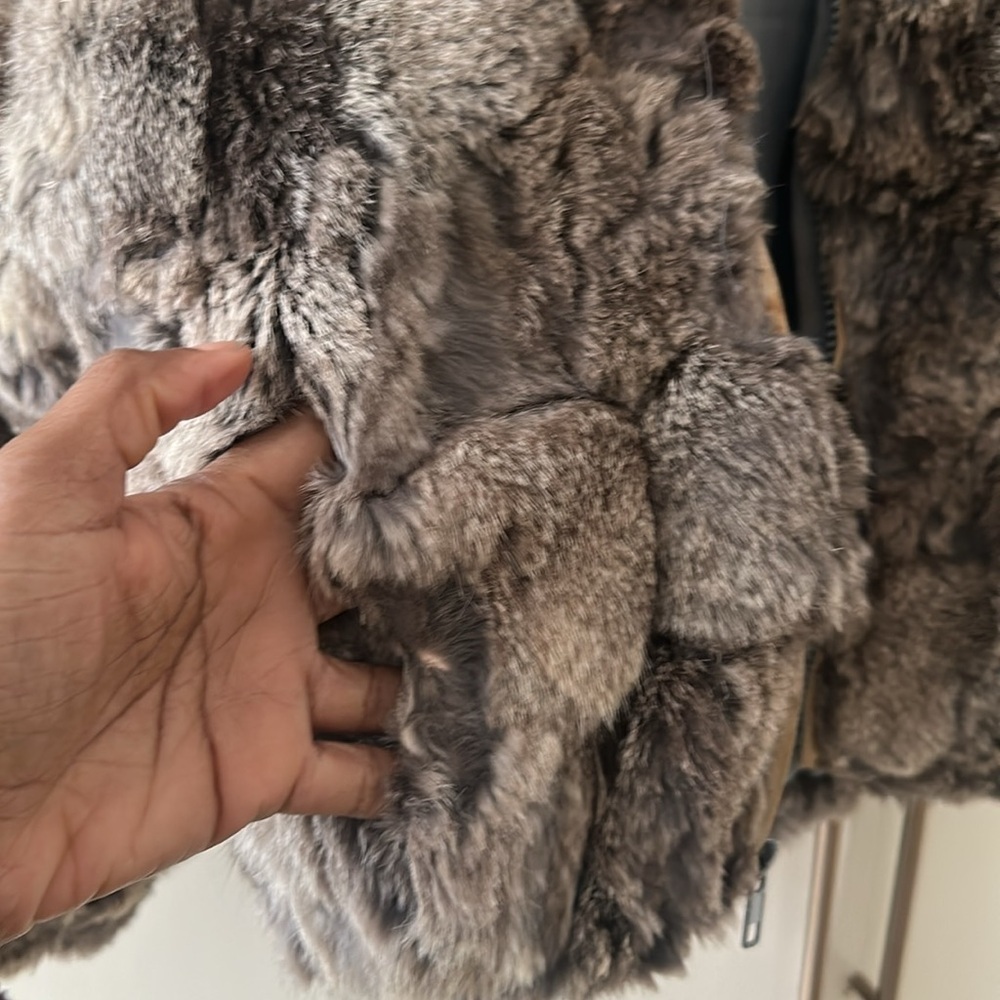 KC Fur Collections - Picture 5 of 5